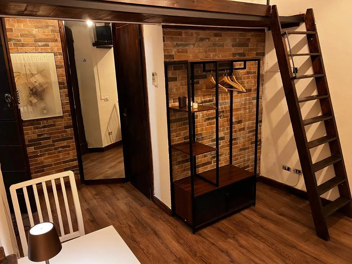 Apartment Ferienwohnung Trinita Dei Monti Emilia'S Loft Rom